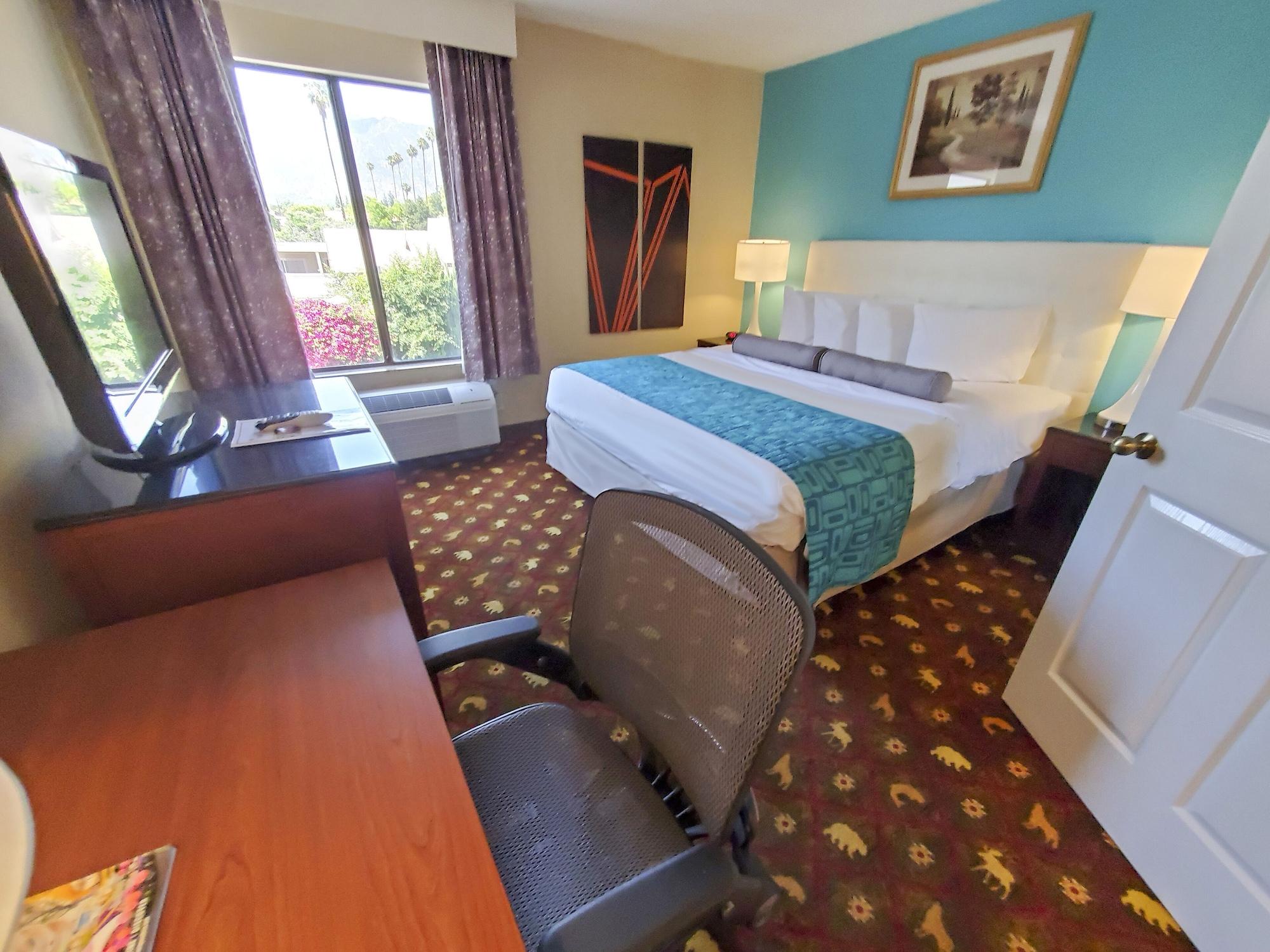 Hotel Howard Johnson By Wyndham 2*
