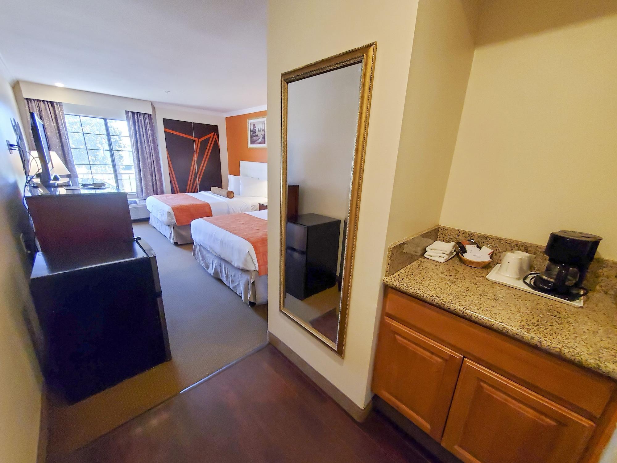Howard Johnson By Wyndham Hotel Pasadena